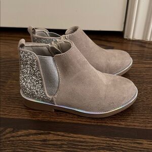 Harper Canyon Kira Sparkle Chelsea Boots Size 11 EUC
